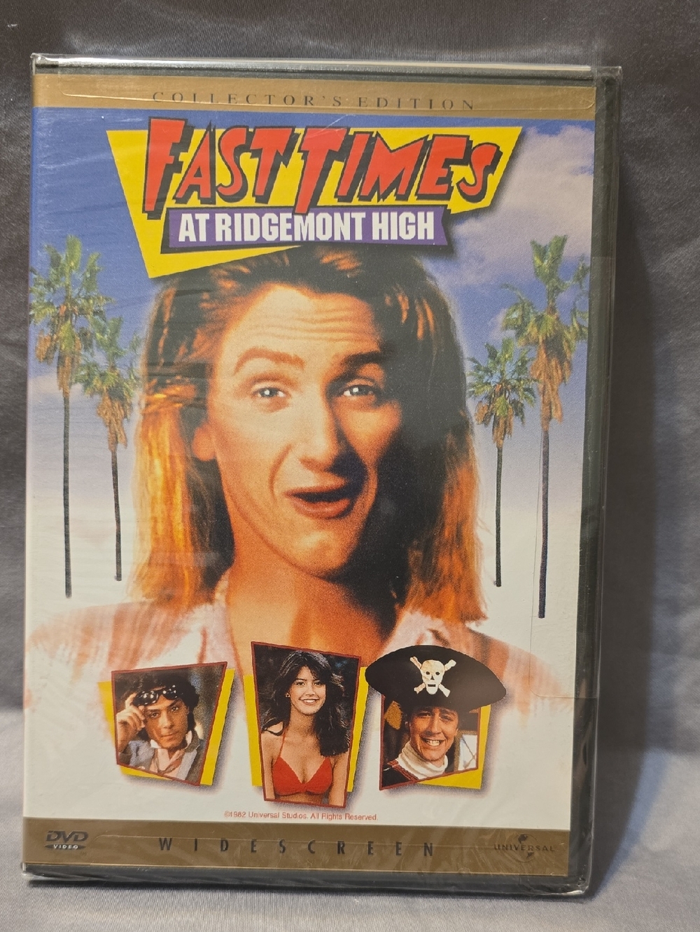 Fast Times at Ridgemont High - Collector's Edition DVD (White, Yellow)
